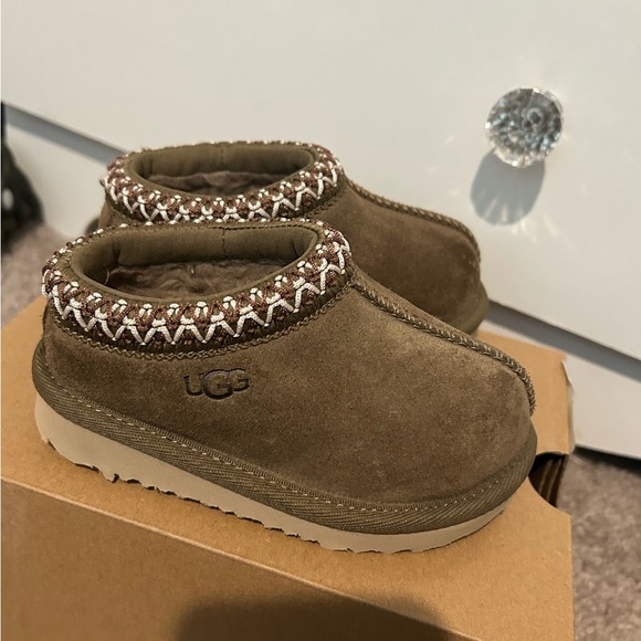 Antilope Tasman Uggs - Picture 4 of 7